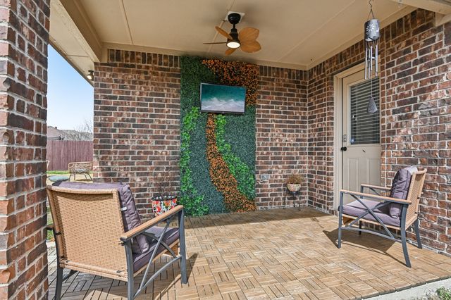 219 Chimney Rock Drive, Waxahachie, TX 75167