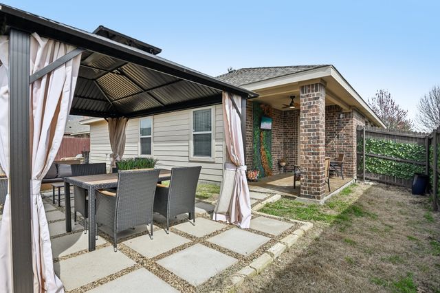 219 Chimney Rock Drive, Waxahachie, TX 75167