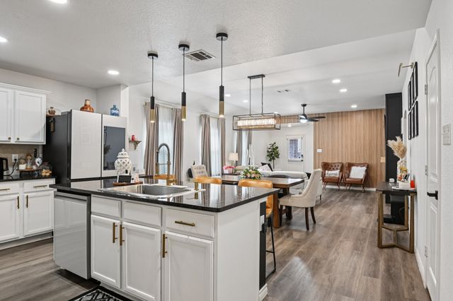 219 Chimney Rock Drive, Waxahachie, TX 75167