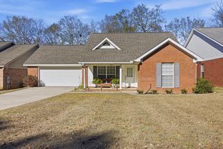 613 Frankfort Drive, Dothan, AL 36305