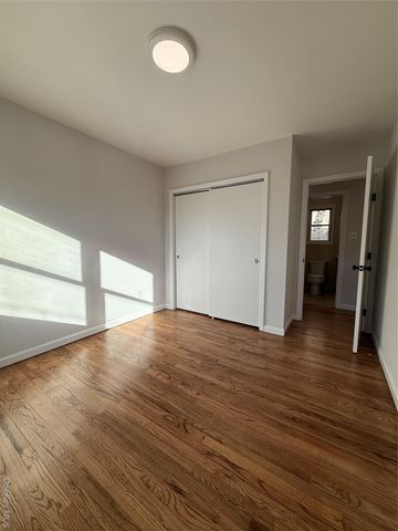 13009 58th Road, Flushing, NY 11355