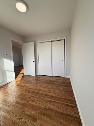 13009 58th Road, Flushing, NY 11355