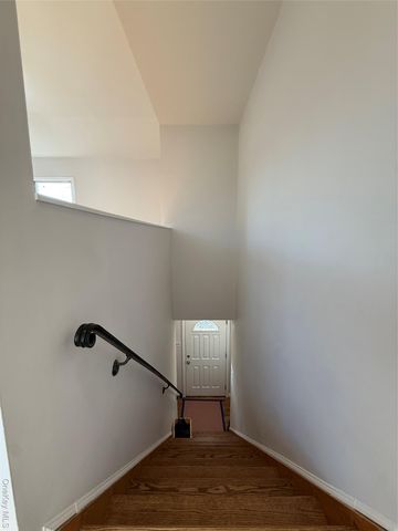 13009 58th Road, Flushing, NY 11355