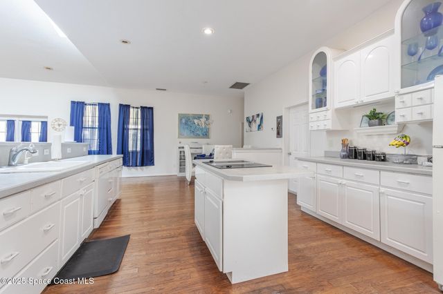 274 Lagoon Street SW, Palm Bay, FL 32908