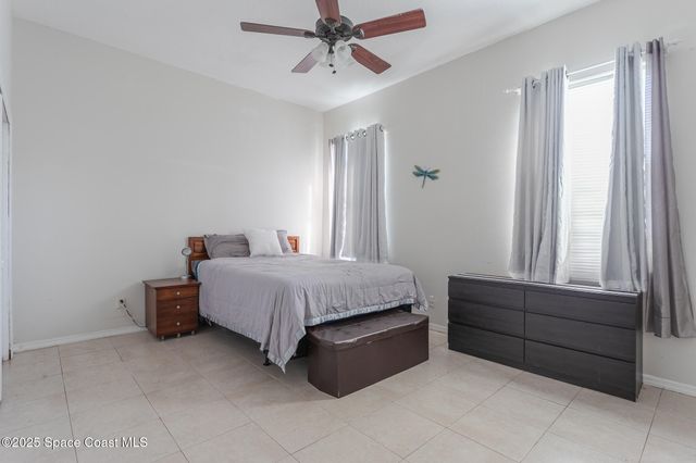 274 Lagoon Street SW, Palm Bay, FL 32908