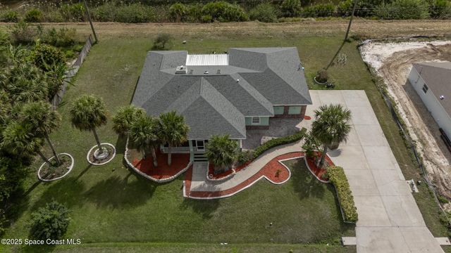 274 Lagoon Street SW, Palm Bay, FL 32908
