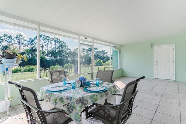274 Lagoon Street SW, Palm Bay, FL 32908
