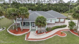 274 Lagoon Street SW, Palm Bay, FL 32908