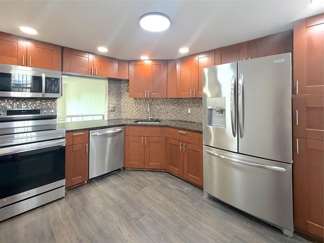 6301 N Falls Cir Drive 303, Lauderhill, FL 33319