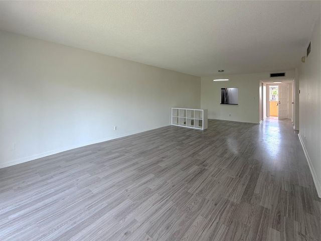 6301 N Falls Cir Drive 303, Lauderhill, FL 33319