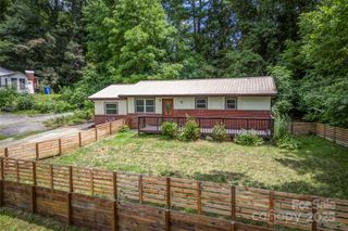 41 Aiken Street, Brevard, NC 28712