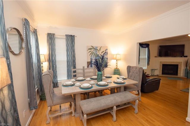 3172 S Stonebridge DR, Norfolk, VA 23504
