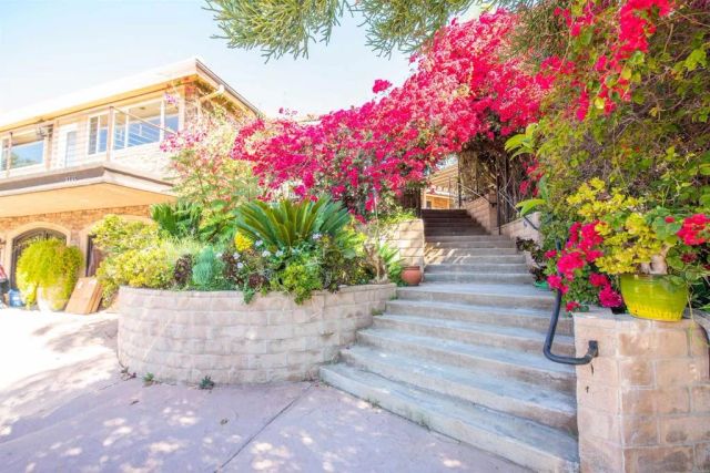2715 S Centre City Parkway, Escondido, CA 92025