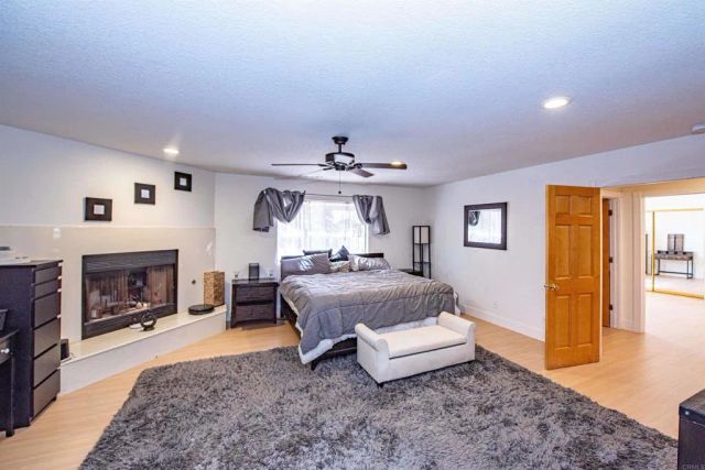 2715 S Centre City Parkway, Escondido, CA 92025