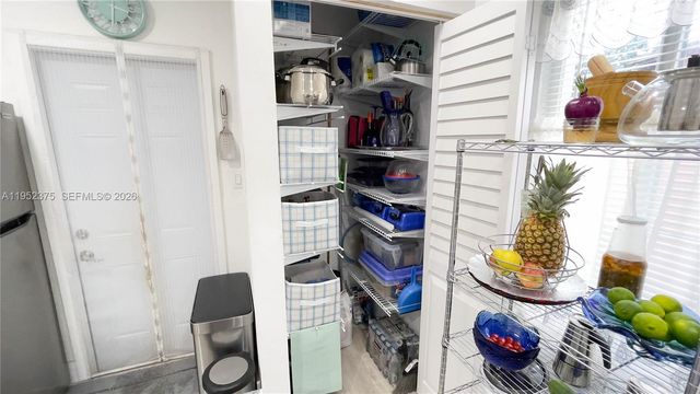 3176 NW 59th St, Miami, FL 33142