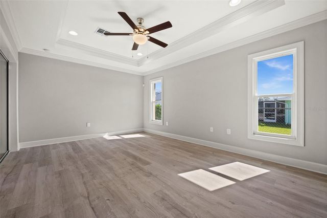 1056 TAMPA ROAD, Venice, FL 34293