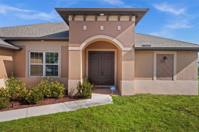 1056 TAMPA ROAD, Venice, FL 34293