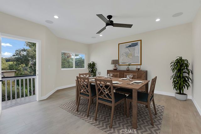 4530 4532 Ensenada, Woodland Hills, CA 91364