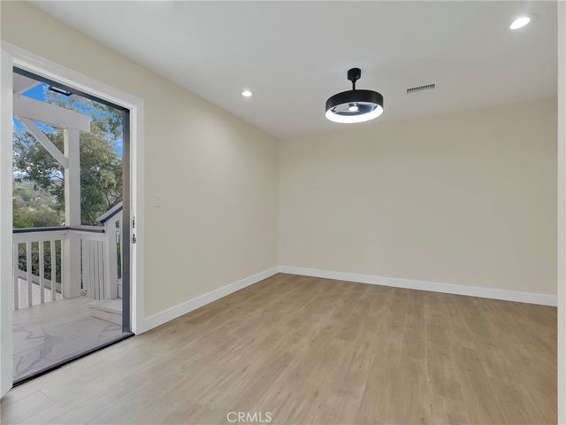 4530 4532 Ensenada, Woodland Hills, CA 91364