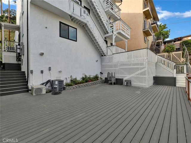 4530 4532 Ensenada, Woodland Hills, CA 91364