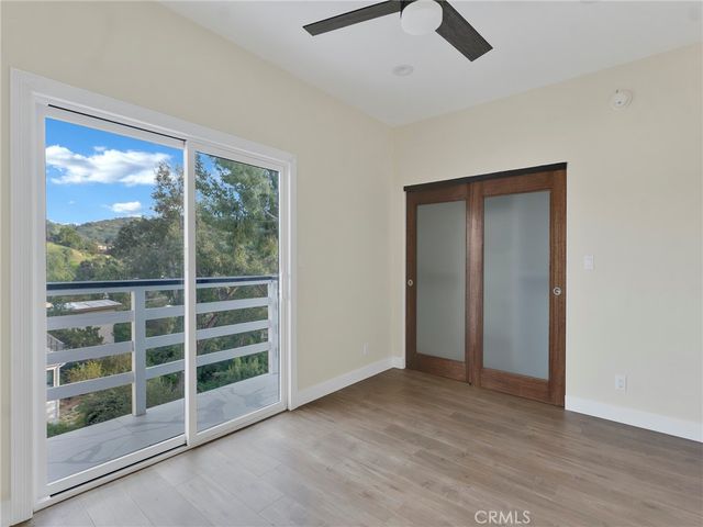 4530 4532 Ensenada, Woodland Hills, CA 91364