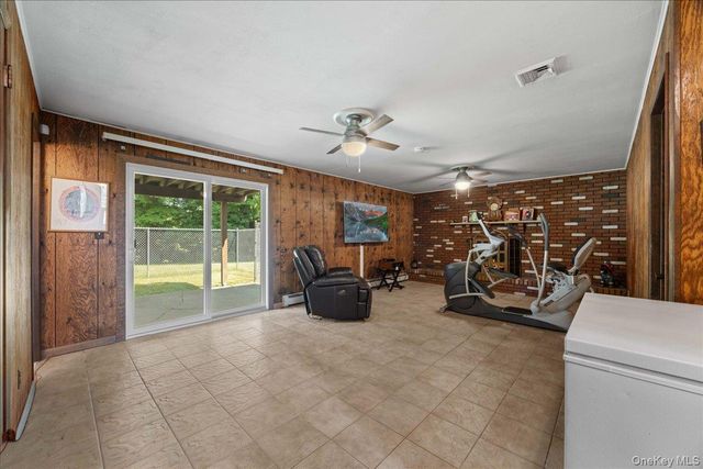 19 Bradner Drive, Warwick, NY 10990