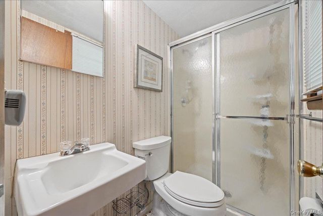 19 Bradner Drive, Warwick, NY 10990