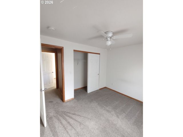 446 CORINNE Dr, Newberg, OR 97132