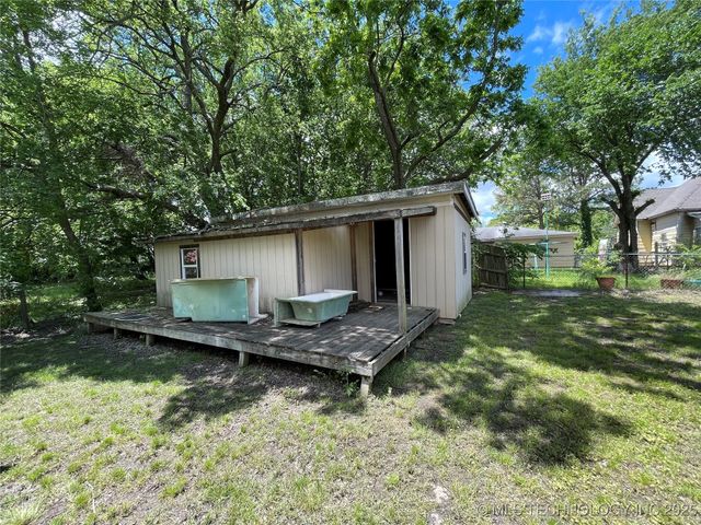 201 School, Ardmore, OK 73401