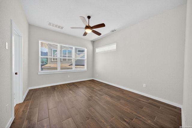 5843 Whitby Rd Unit 34, San Antonio, TX 78240