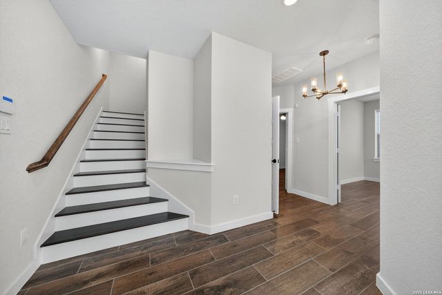 5843 Whitby Rd Unit 34, San Antonio, TX 78240