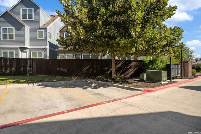 5843 Whitby Rd Unit 34, San Antonio, TX 78240