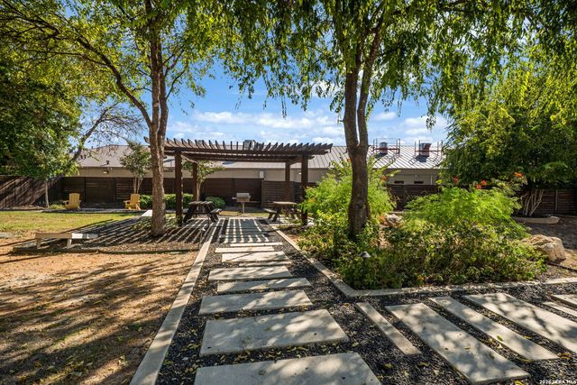 5843 Whitby Rd Unit 34, San Antonio, TX 78240