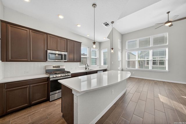 5843 Whitby Rd Unit 34, San Antonio, TX 78240