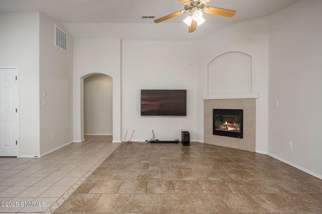 2533 Kentwood Court, Las Cruces, NM 88011