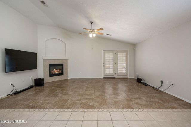2533 Kentwood Court, Las Cruces, NM 88011