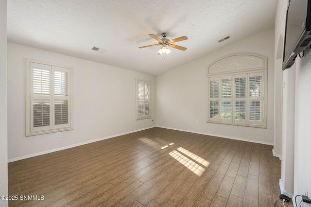 2533 Kentwood Court, Las Cruces, NM 88011