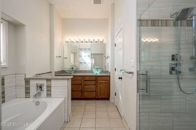 2533 Kentwood Court, Las Cruces, NM 88011