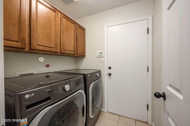 2533 Kentwood Court, Las Cruces, NM 88011