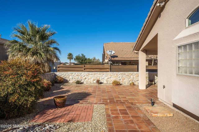 2533 Kentwood Court, Las Cruces, NM 88011