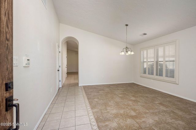 2533 Kentwood Court, Las Cruces, NM 88011