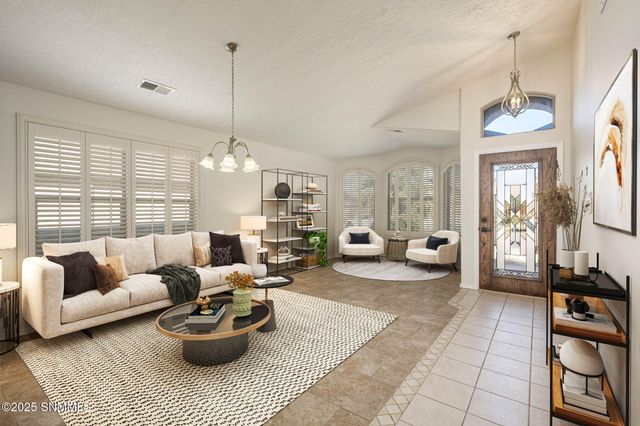 2533 Kentwood Court, Las Cruces, NM 88011