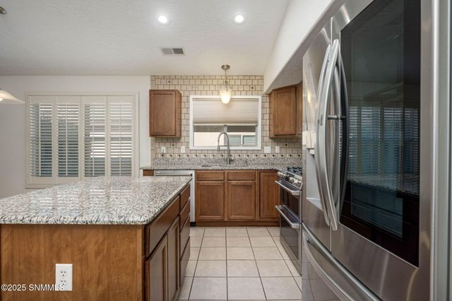 2533 Kentwood Court, Las Cruces, NM 88011