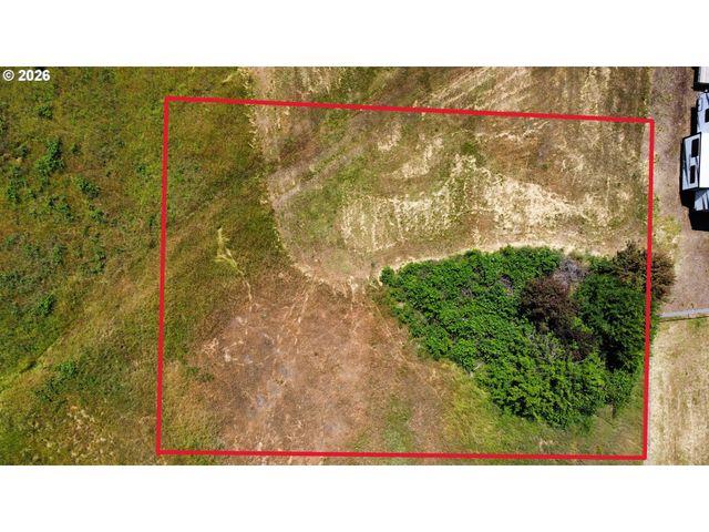 0 CEDAR St 36, Riddle, OR 97469
