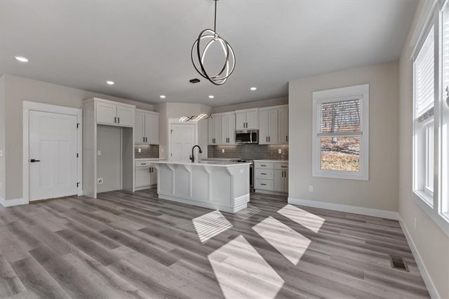 3 Pickering Drive, Bella Vista, AR 72714