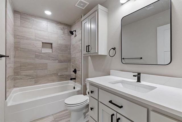 3 Pickering Drive, Bella Vista, AR 72714