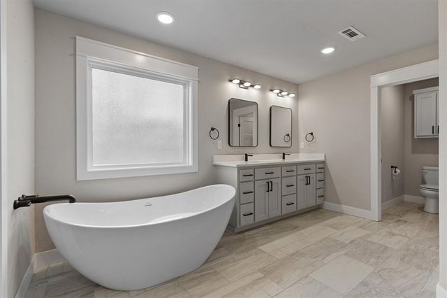 3 Pickering Drive, Bella Vista, AR 72714