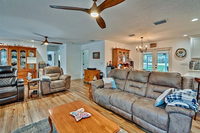 1270 SW 14TH STREET, Chiefland, FL 32626