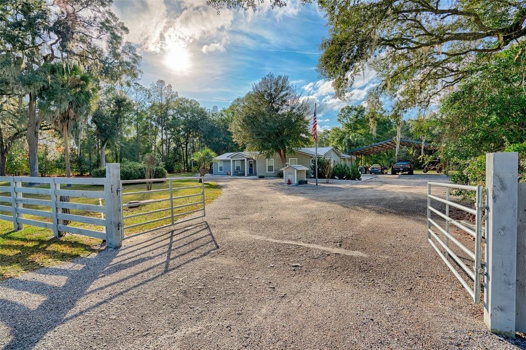 1270 SW 14TH STREET, Chiefland, FL 32626