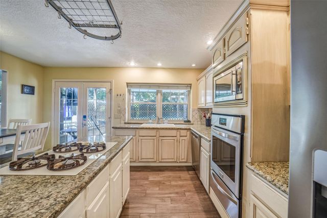 9002 Havencrest Drive, Houston, TX 77083